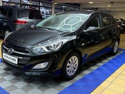 Schwarz Gebraucht 2016 Hyundai i30 Classic Kombi | 10.499 € (Etwas zu teuer)