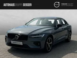 Grau Gebraucht 2023 Volvo S60 Ultimate Limousine | 47.250 €