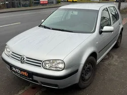 Grau Gebraucht 2002 VW Golf IV Limousine | 2.500 € (Fairer Preis)