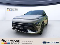 Grau Neu 2025 Hyundai Kona SUV | 32.990 € (Etwas zu teuer)