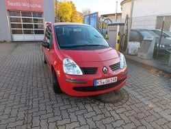 Rot Gebraucht 2007 Renault Modus Van / Kleinbus | 3.699 € (Fairer Preis)