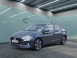 Grau Gebraucht 2022 Hyundai i20 Limousine | 20.740 € (Etwas zu teuer)
