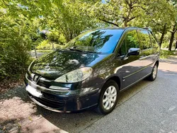 Violet Gebraucht 2006 Peugeot 807 Van / Kleinbus | 1.900 € (Guter Preis)