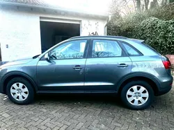 Grau Gebraucht 2013 Audi Q3 SUV | 9.400 € (Fairer Preis)