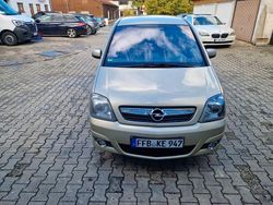 Gold Gebraucht 2009 Opel Meriva Edition Van / Kleinbus | 3.200 € (Fairer Preis)