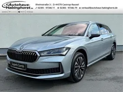 Aluminium silber Gebraucht 2024 Skoda Superb Selection Kombi | 39.990 € (Fairer Preis)