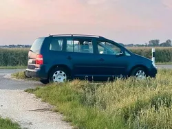 Blau Gebraucht 2006 VW Touran Van / Kleinbus | 1.700 € (Guter Preis)