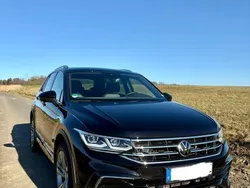 Schwarz Gebraucht 2022 VW Tiguan R-line SUV | 35.990 € (Guter Preis)
