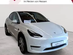 Pearl white multicoat Gebraucht 2022 Tesla Model Y Long Range SUV | 31.990 € (Superpreis)