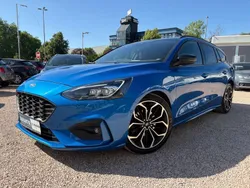 Blau Gebraucht 2019 Ford Focus ST-Line Kombi | 14.900 € (Guter Preis)