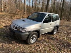 Grau Gebraucht 2004 Nissan Terrano Comfort SUV | 6.500 €