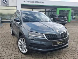 Quarzgrau metallic Gebraucht 2018 Skoda Karoq Style SUV | 23.250 € (Fairer Preis)