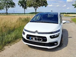 Weiß Gebraucht 2018 Citroën C4 SpaceTourer Shine Van / Kleinbus | 14.200 € (Superpreis)