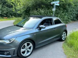 Silber Gebraucht 2012 Audi A1 Sportback S-Line Kleinwagen | 8.200 € (Fairer Preis)