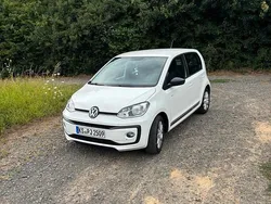 Weiß Gebraucht 2017 VW up! move up! Kleinwagen | 7.900 € (Fairer Preis)