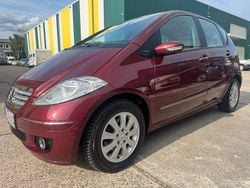 Rot Gebraucht 2006 Mercedes A170 Limousine | 3.990 € (Fairer Preis)