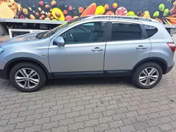 Silber Gebraucht 2013 Nissan Qashqai Tekna SUV | 7.500 €