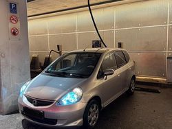 Silber Gebraucht 2006 Honda Jazz Kleinwagen | 2.650 € (Etwas zu teuer)