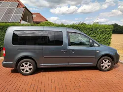 Grau Gebraucht 2008 VW Caddy Maxi Van / Kleinbus | 12.000 €