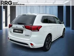 Mitsubishi Outlander P-HEV