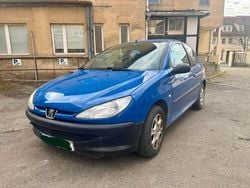 Blau Gebraucht 2001 Peugeot 206 Limousine | 600 € (Superpreis)