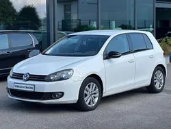 Weiß Gebraucht 2011 VW Golf VI Style Limousine | 4.500 € (Superpreis)