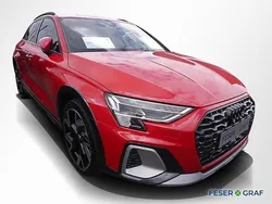 Progressivrot metallic Gebraucht 2025 Audi A3 Ambiente | 36.940 € (Teuer)