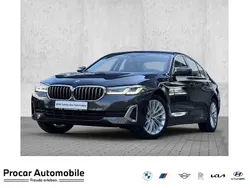 Grau Gebraucht 2022 BMW 530 Luxury Line Limousine | 35.390 € (Guter Preis)