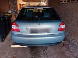Blau Gebraucht 2001 Audi A3 Kleinwagen | 538 €