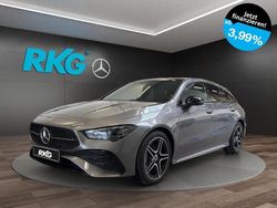 Grau Gebraucht 2025 Mercedes CLA180 Shooting Brake AMG Kombi | 39.190 €