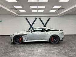 Grau Gebraucht 2023 Aston Martin DBS | 308.210 €