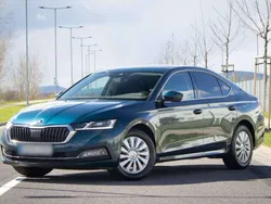 Blau Gebraucht 2021 Skoda Octavia Style Limousine | 19.190 € (Guter Preis)