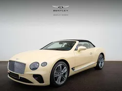Special magnolia Gebraucht 2024 Bentley Continental GT Convertible Mulliner Cabrio | 289.990 €