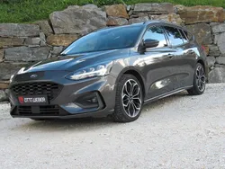 Grau Gebraucht 2019 Ford Focus ST-Line Kombi | 16.990 € (Fairer Preis)