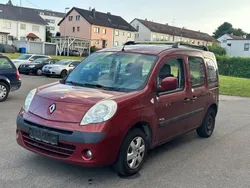 Rot Gebraucht 2009 Renault Kangoo Privilege Van / Kleinbus | 1.850 € (Superpreis)