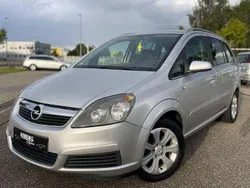 Silber Gebraucht 2005 Opel Zafira Edition Van / Kleinbus | 1.500 € (Fairer Preis)