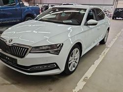 Weiß Gebraucht 2020 Skoda Superb Style Limousine | 23.999 € (Fairer Preis)