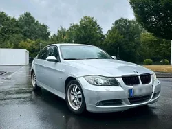 Silber Gebraucht 2005 BMW 320 Limousine | 3.900 € (Fairer Preis)