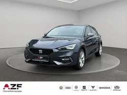 Grau Gebraucht 2024 Seat Leon FR Limousine | 25.980 € (Guter Preis)