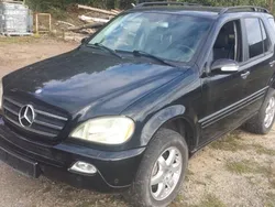 Schwarz Gebraucht 2004 Mercedes ML400 SUV | 3.555 €