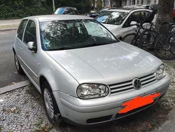 Silber Gebraucht 1999 VW Golf IV Basis Limousine | 900 € (Guter Preis)