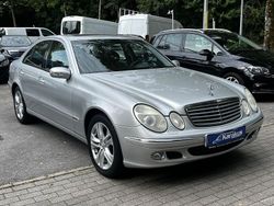 Silber Gebraucht 2003 Mercedes E240 Elegance Limousine | 4.490 € (Superpreis)
