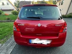 Rot Gebraucht 2008 Suzuki Swift Kleinwagen | 2.970 € (Fairer Preis)