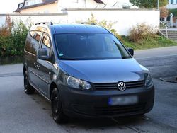 Grau Gebraucht 2012 VW Caddy Maxi Life Van / Kleinbus | 8.100 € (Fairer Preis)