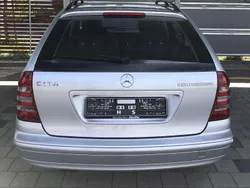 Grau Gebraucht 2006 Mercedes C180 Kombi | 1.800 € (Superpreis)