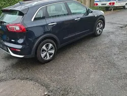 Blau Gebraucht 2017 Kia Niro Vision SUV | 12.500 € (Guter Preis)