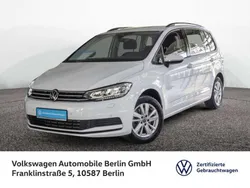 Pure white Gebraucht 2022 VW Touran Comfortline Van / Kleinbus | 29.333 € (Guter Preis)
