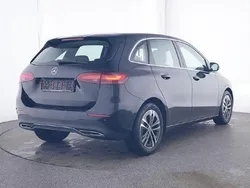 Schwarz Gebraucht 2024 Mercedes B200 Progressive Van / Kleinbus | 32.880 € (Etwas zu teuer)