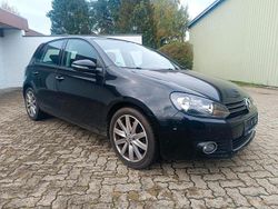 Schwarz Gebraucht 2010 VW Golf VI Limousine | 3.777 € (Fairer Preis)