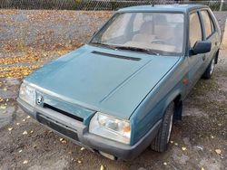 Grau Gebraucht 1991 Skoda Favorit Limousine | 2.500 €